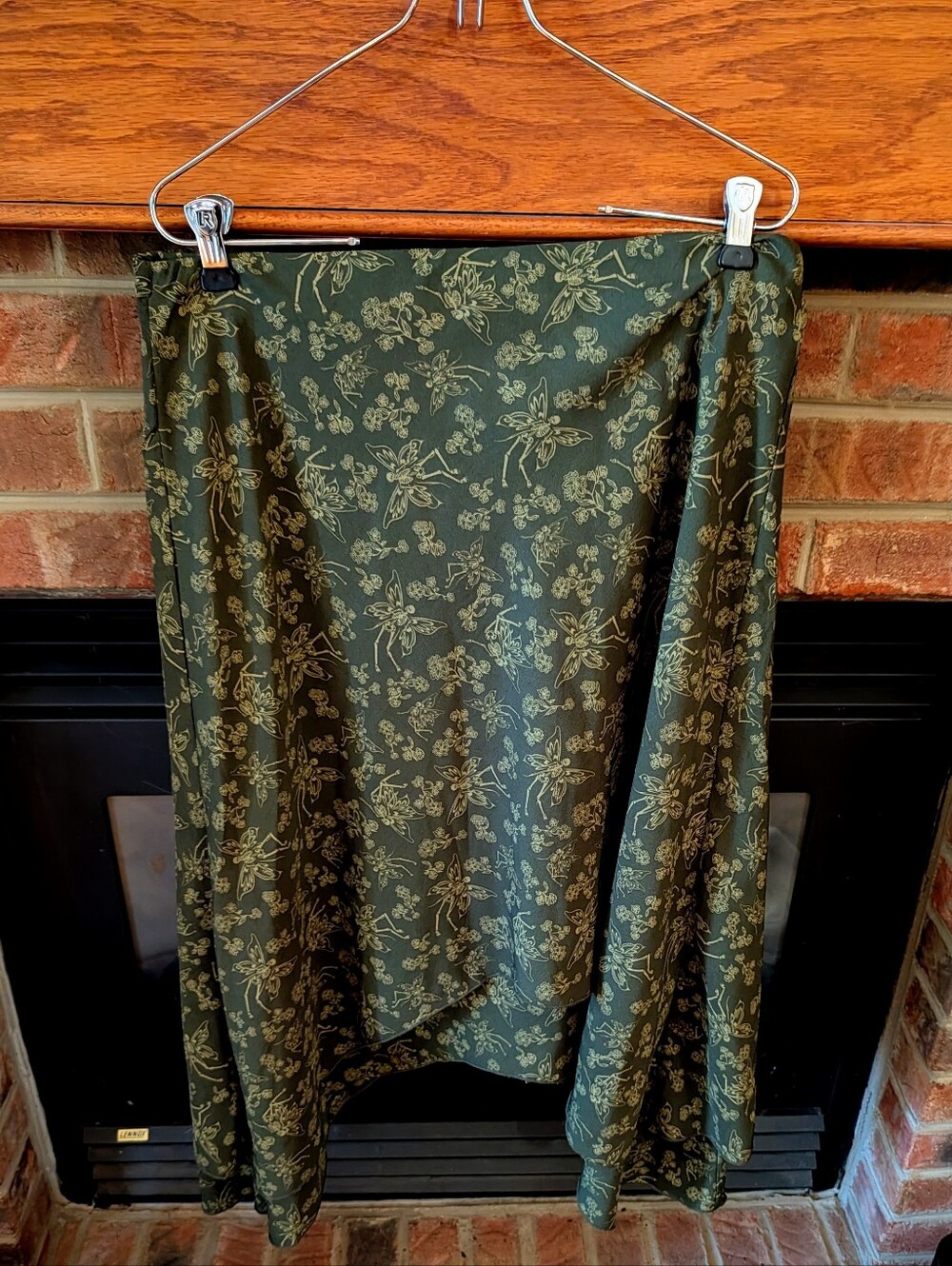 Thorn & Fable green fairy skeleton skirt size large